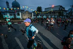 BIB: 
                            <button type="button" onclick="openModal(26233102)" class="btn btn-primary btn-sm float-right btn-popup" data-toggle="modal" data-target=".modal-high-quality">
                        <i class="fas fa-shopping-cart"></i> Add to Cart
                    </button>
                                            <button type="button" onclick="isThisMe(26233102, true)" class="btn btn-success btn-sm float-right btn-popup btn-isme hidden" data-toggle="tooltip" data-placement="bottom" title="นี่คือรูปของคุณใช่ไหม คลิกที่นี่เพื่อเอาเข้าอัลบั้ม">
                        <i class="fas fa-plus"></i> Add to album
                    </button>
                    <button type="button" onclick="isThisMe(26233102, false)" class="btn btn-warning btn-sm float-right btn-popup btn-isnotme hidden">
                        <i class="fas fa-ban"></i> Remove from album
                    </button>